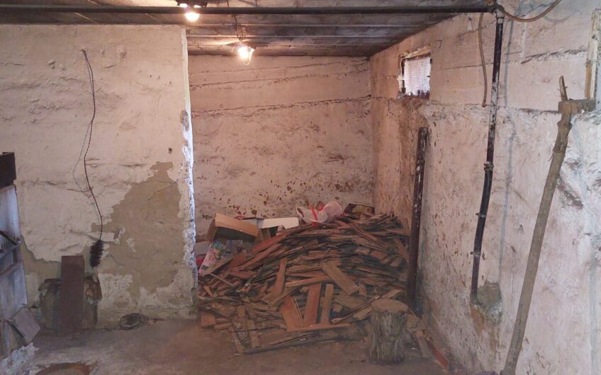 🏡 Tágas családi ház eladó Mándokon – kandallóval, nagy telekkel!