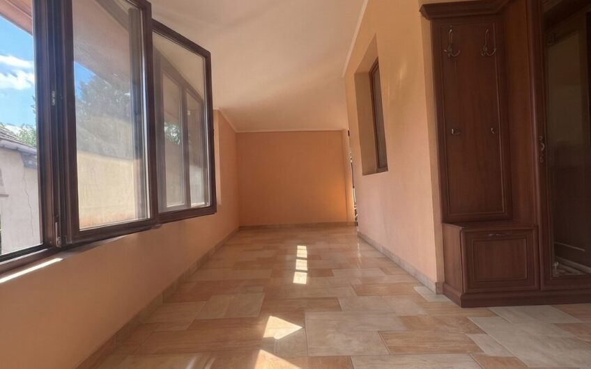 🏡 SZÉPEN FELÚJÍTOTT CSALÁDI HÁZ KISVÁRDÁN! 🏡